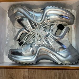 Louis Vuitton Sneakers